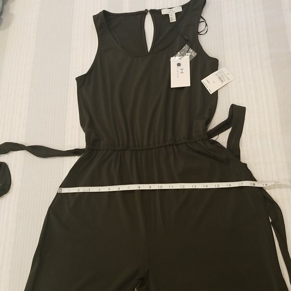 NWT H HALSTON Women's Scoop Neck Belted Jumpsuit In Deep Evergreen, size XS - Picture 11 of 13